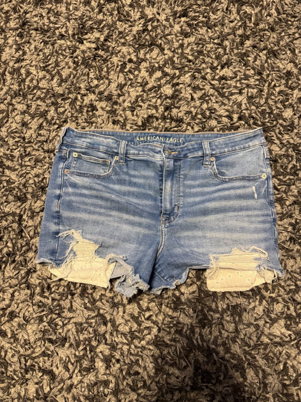American Eagle Outfitters Distressed Denim Shorts - Light Blue with Cream Lace
